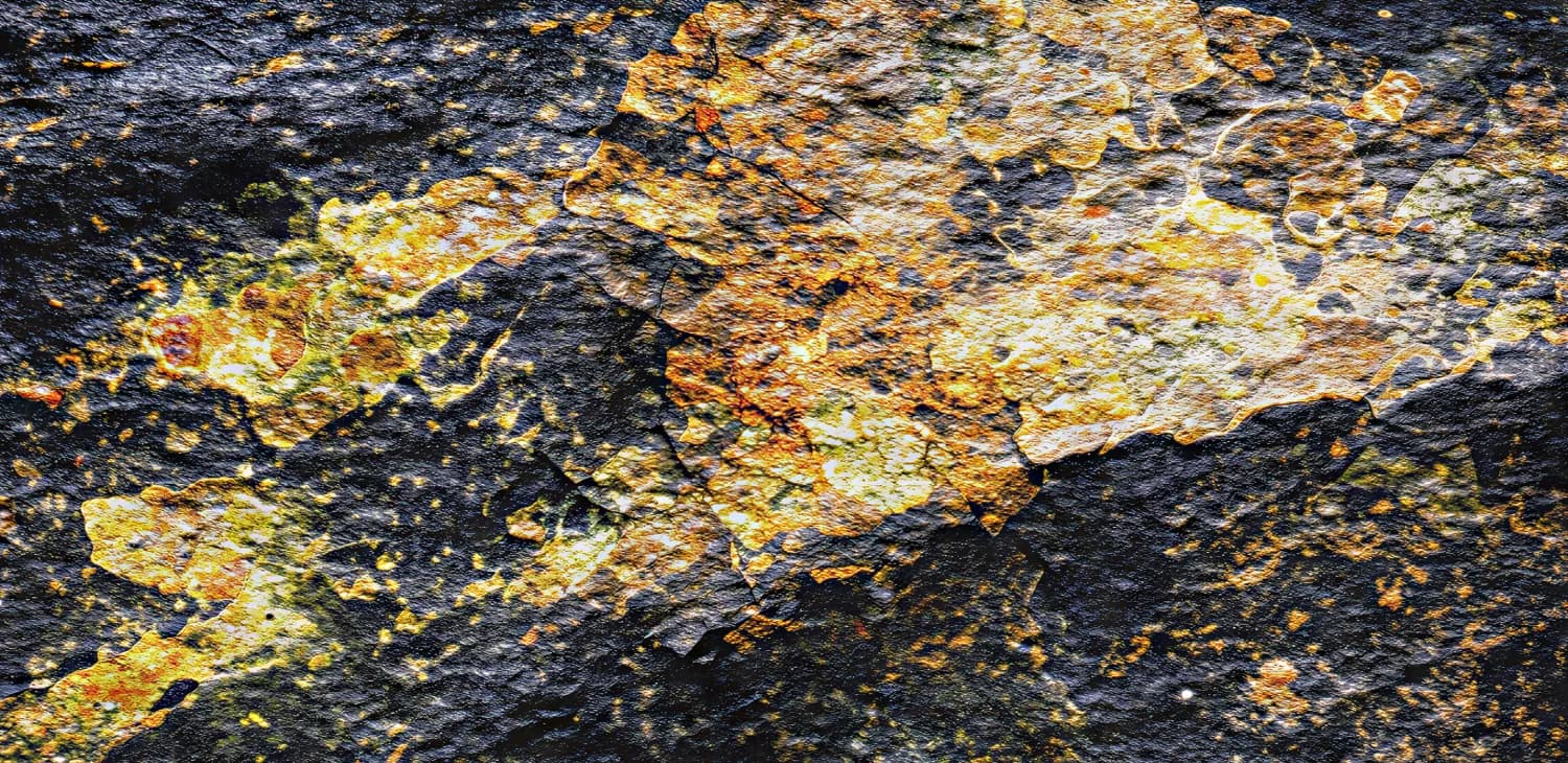 Uranium ore
