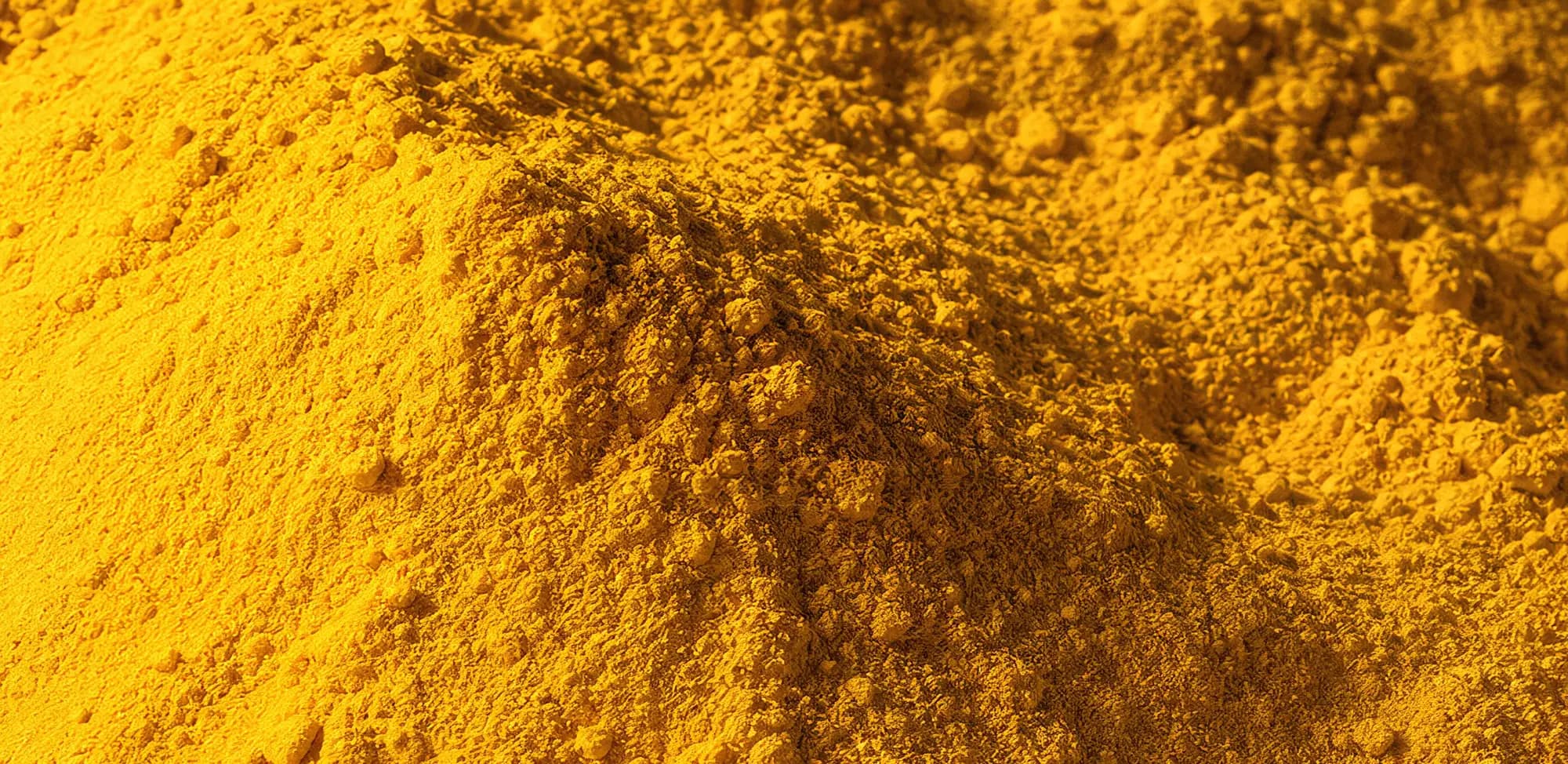 Yellowcake uranium powder
